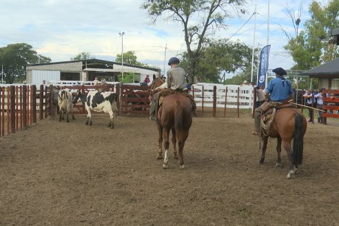 Postales del Remate Anual 56 Aniversario de Etchevehere Rural en Feria Maria Dolores, Ramirez.