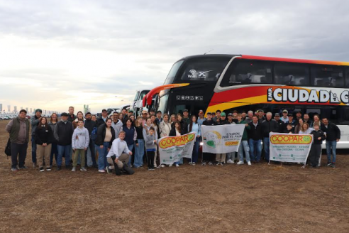 Más de 60 jóvenes y productores participaron de la expo junto a Coopar