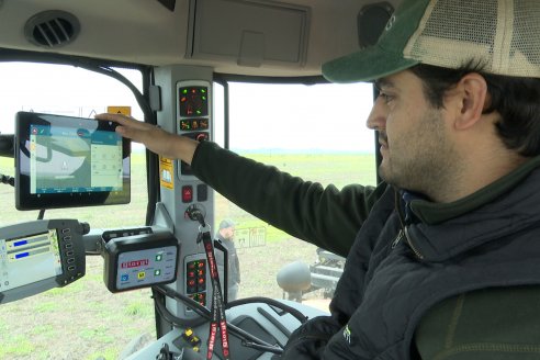 Presentación de la nueva sembradora Velosofía Air de Giorgi-Plantium en El Tatú Maquinarias - Seguí, Entre Rios