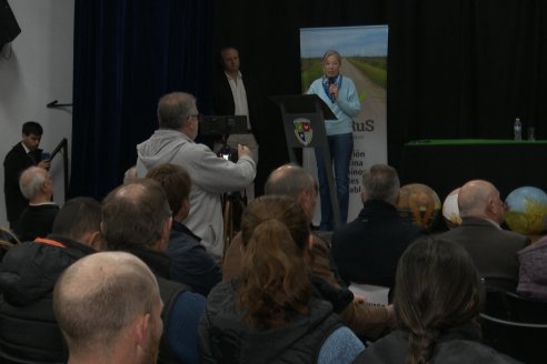 Jornada Caminos y Territorio en Crespo