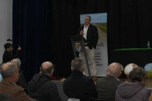 Jornada Caminos y Territorio en Crespo