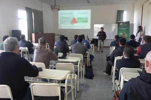 Capacitación profesional para asesores fitosanitarios - FCA UNER