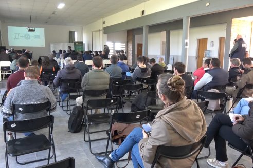 Capacitación profesional para asesores fitosanitarios - FCA UNER