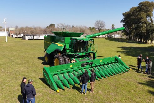 Jornada de Capacitación John Deere en Accion - COSECHA